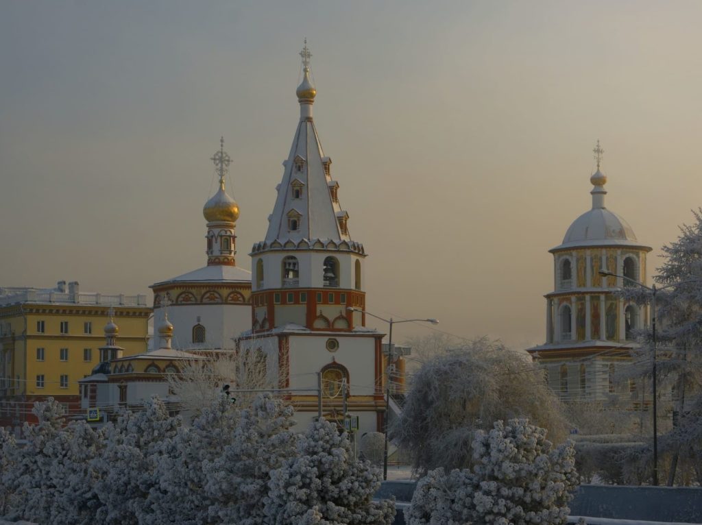 фото храма на Байкале в зимнее время